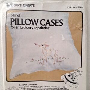RARE Vtg NEW Vogart Crafts DEER FAWN Pair of Pillowcases Embroider Paint #8601C